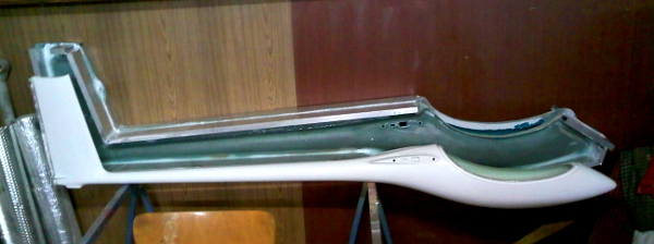 Mold and first piece of fuselage of SB-14